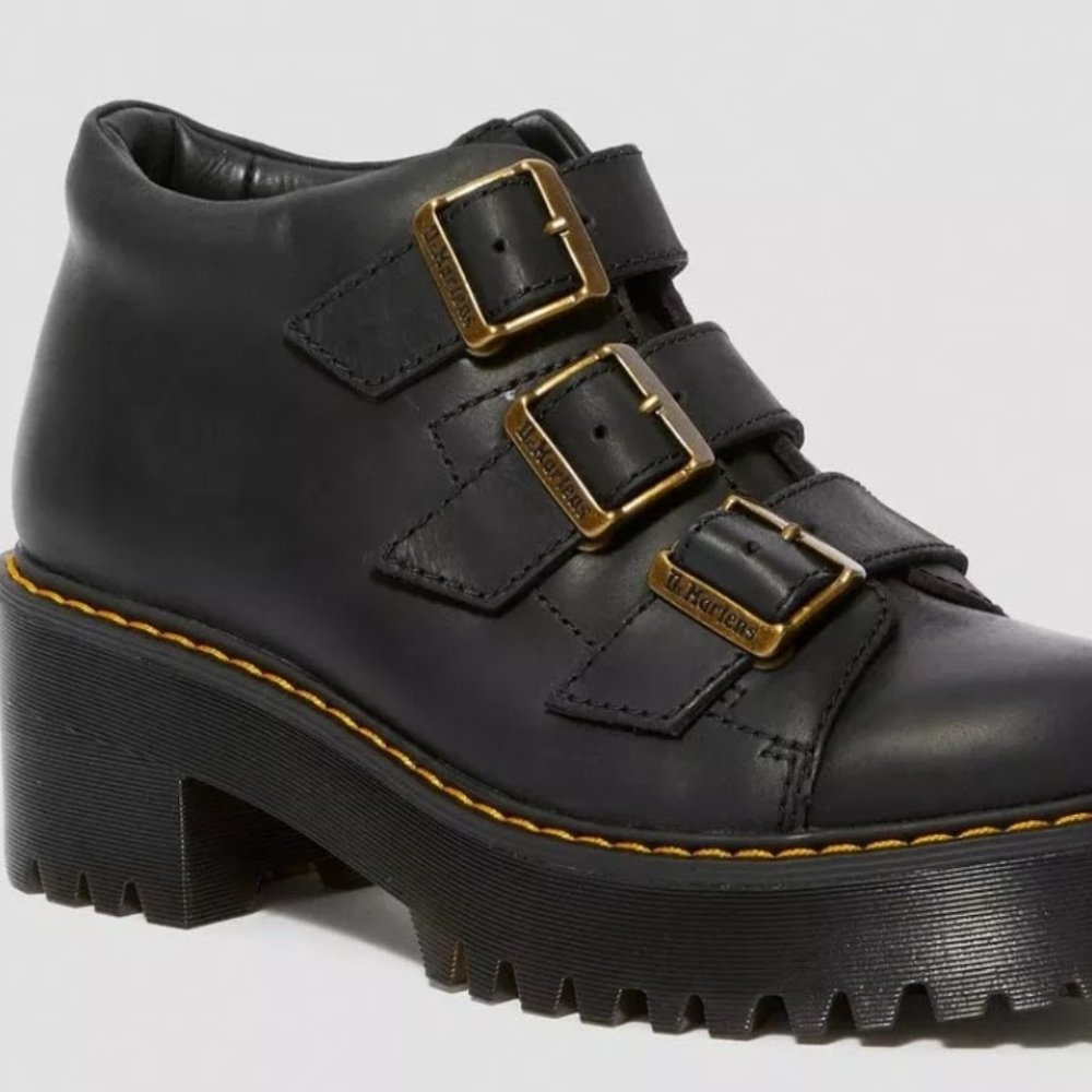 Dr. Martens Black Coppola Wyoming Ankle Boots with Straps 9us
